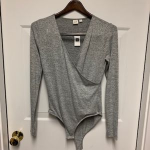 Gap Crossover Top - Size S